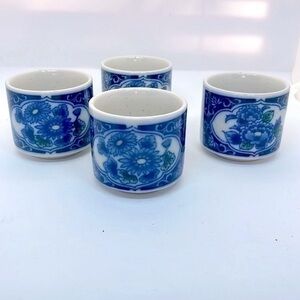 Chinese porcelain set of 4 mugs/ cups
